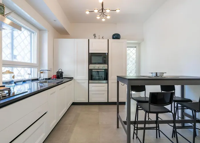 Roma-gemelli - Free Parking - Private Garden Appartement