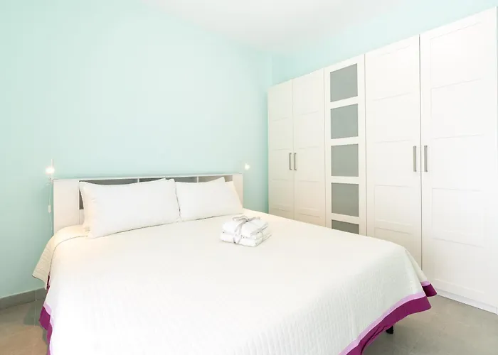 Roma-gemelli - Free Parking - Private Garden Appartement